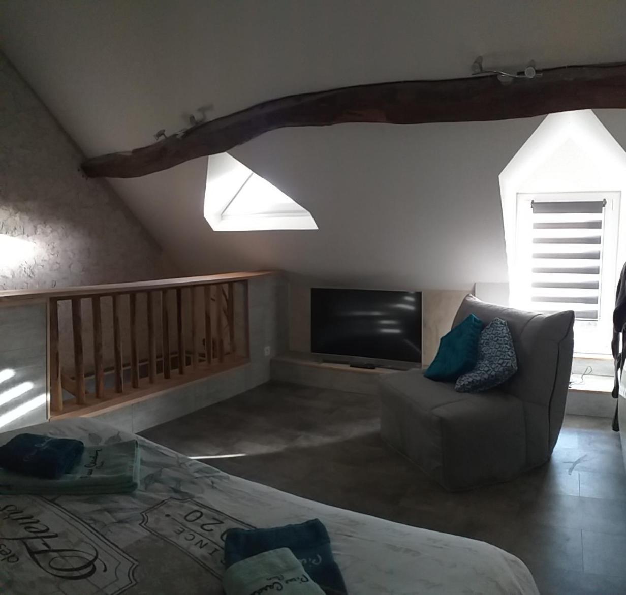 Luçay-le-Mâle 라 베리큐리엔 프로체 뒤 주 드 보발 상테뇽 B&B 외부 사진